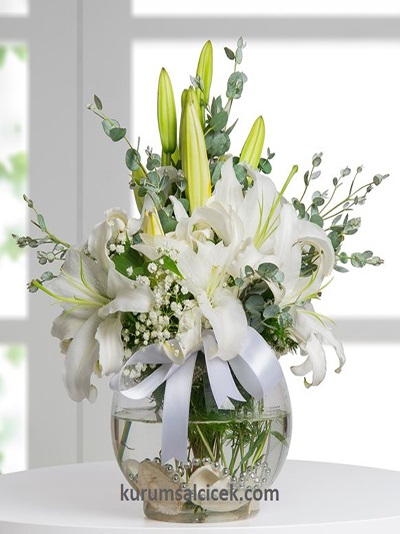 Küre Camda Beyaz Lilyumlar