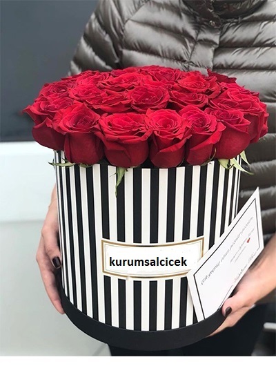 Özel Kutuda 21 Adet Kırmızı Güller 5914