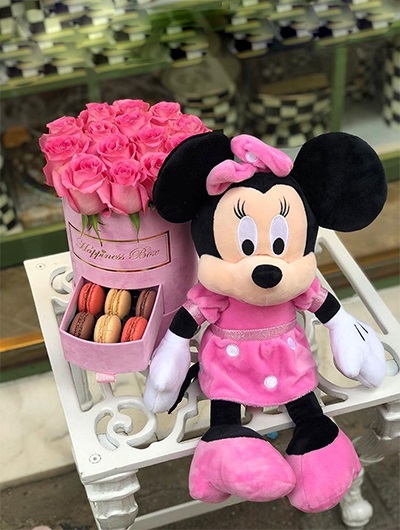 Özel Kutuda Renkli Güller, Makaronlar ve Mickey Minnie 5909